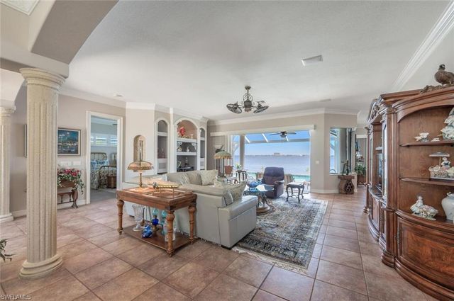 5727 Riverside DR, Cape Coral, FL 33904