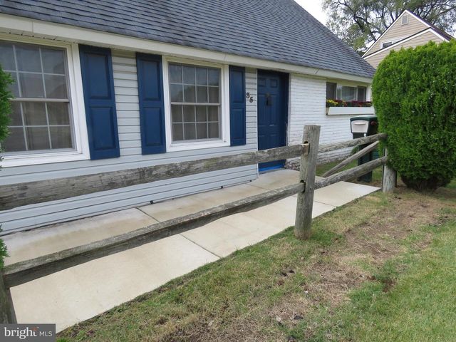 35 PARKSIDE CIR, Levittown, PA 19056