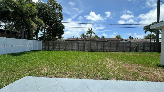 5510 NE 18th Ave, Fort Lauderdale, FL 33334