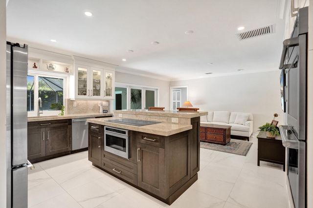 291 SW 75th Terrace, Plantation, FL 33317