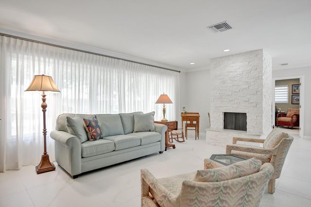291 SW 75th Terrace, Plantation, FL 33317