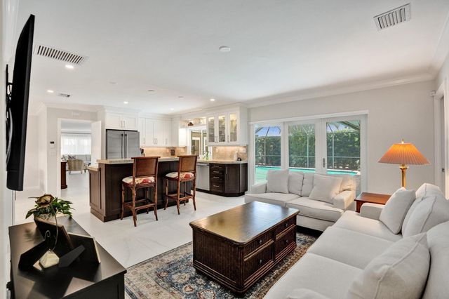 291 SW 75th Terrace, Plantation, FL 33317