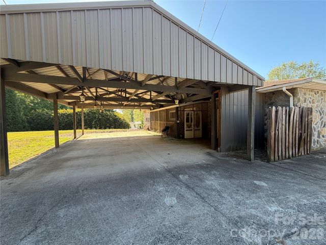 3838 Cliffside Road, Cleveland, NC 28114