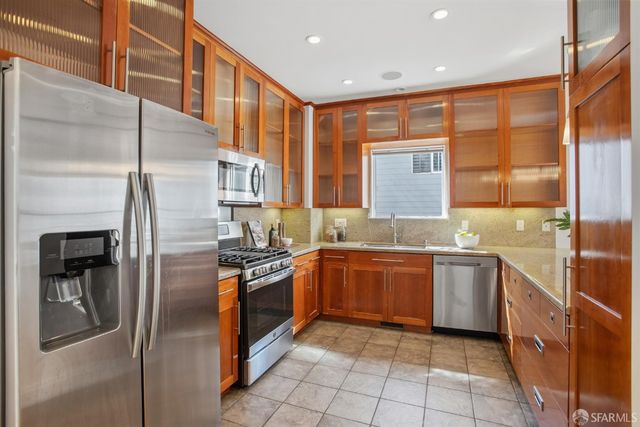 35 Glen Court, San Francisco, CA 94112