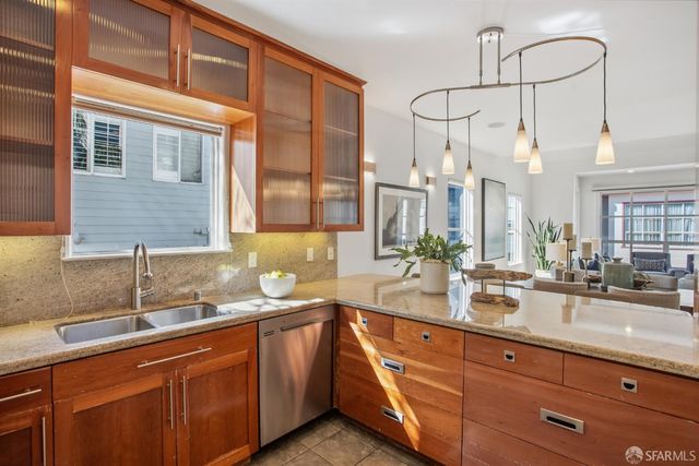 35 Glen Court, San Francisco, CA 94112