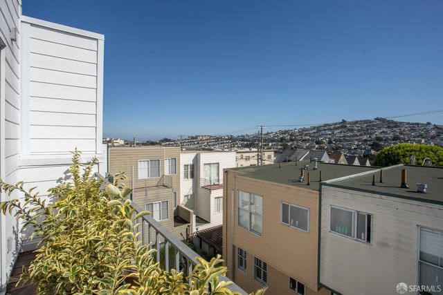 35 Glen Court, San Francisco, CA 94112