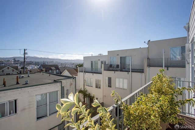 35 Glen Court, San Francisco, CA 94112