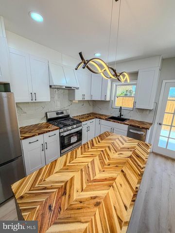 1630 N NEWKIRK ST, Philadelphia, PA 19121