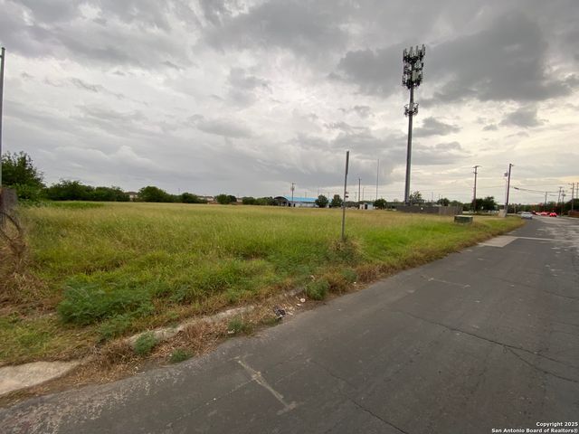 5928 VILLAGE PARK, San Antonio, TX 78250
