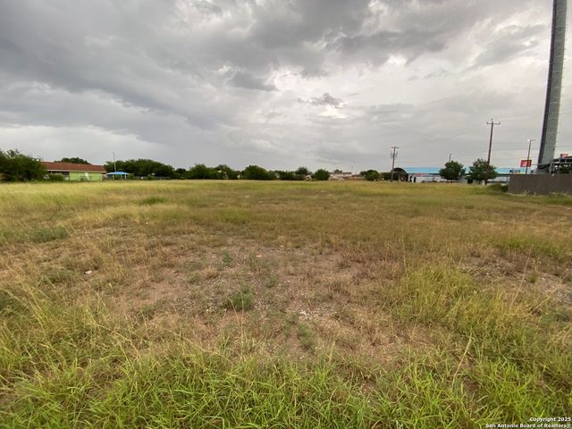 5928 VILLAGE PARK, San Antonio, TX 78250
