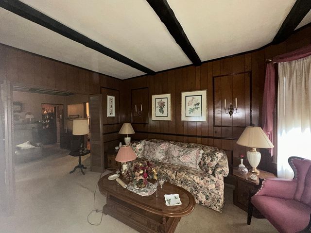 15 Crowley St, Lowell, MA 01852