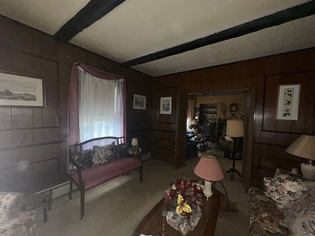 15 Crowley St, Lowell, MA 01852
