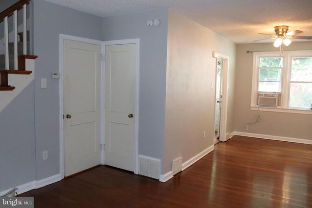 317 W SALAIGNAC ST, Philadelphia, PA 19128