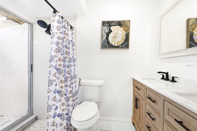 659 N JEFFERSON AVENUE 659, Sarasota, FL 34237