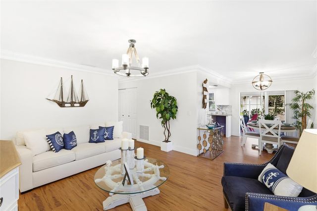 659 N JEFFERSON AVENUE 659, Sarasota, FL 34237