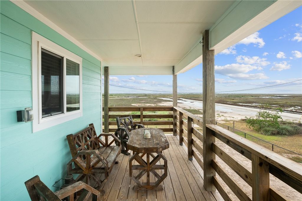 53 Tern St, Rockport, TX 78382 — photo 4