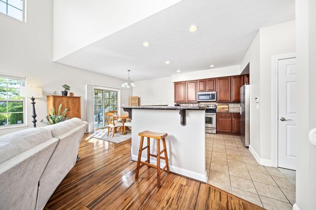 975 Adara Drive, Columbus, OH 43240