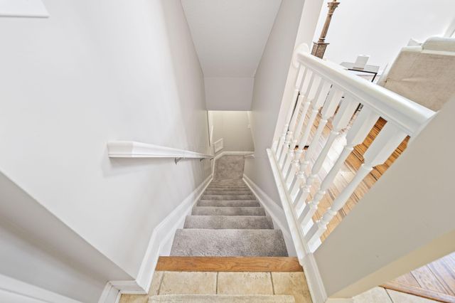 975 Adara Drive, Columbus, OH 43240