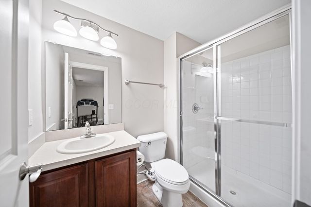 975 Adara Drive, Columbus, OH 43240