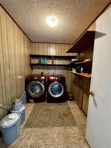 140 Gill Rd, Moss Bluff, LA 70611