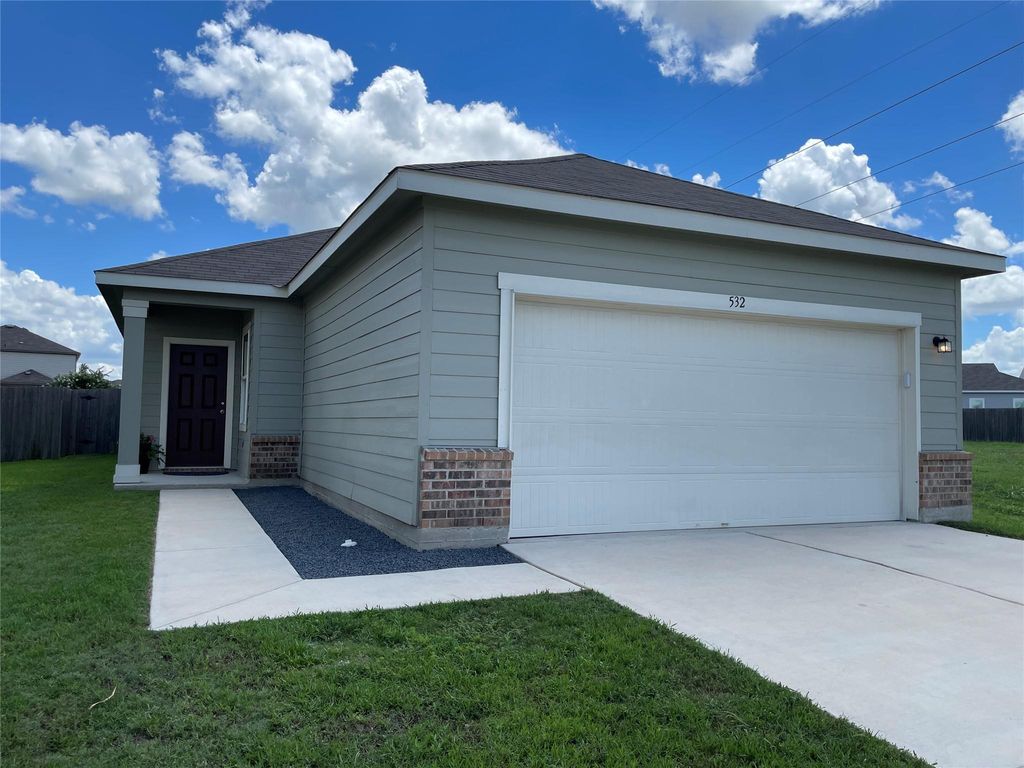 532 Peony CT, Jarrell, TX 76537