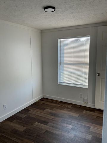 1929 New Holland Road, Wagener, SC 29164