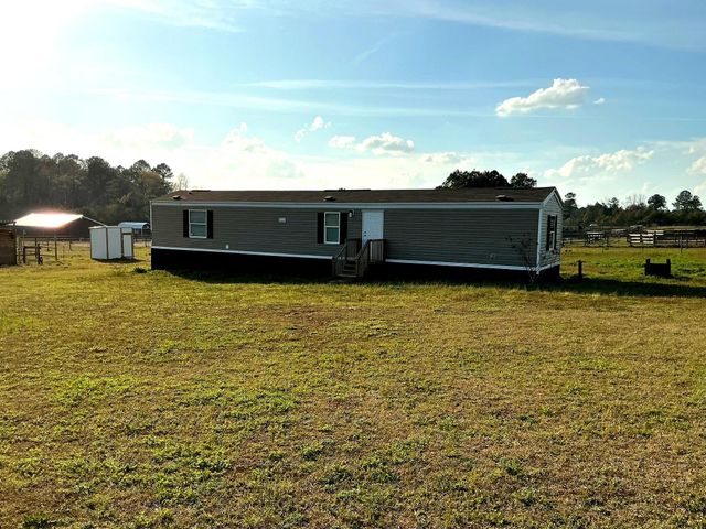 1929 New Holland Road, Wagener, SC 29164