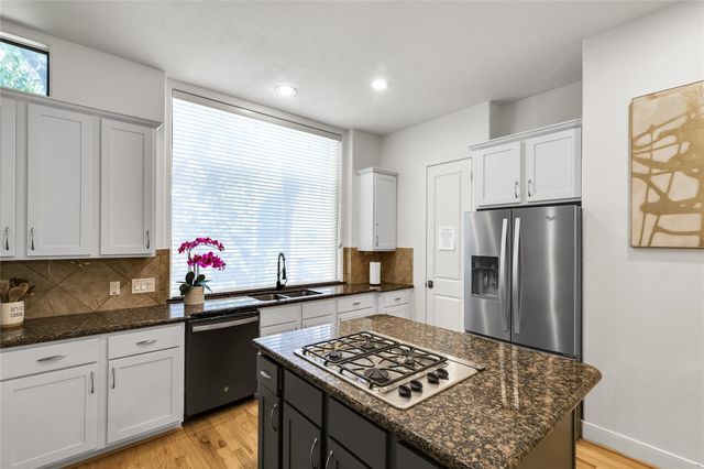 5213 Lillian Street, Houston, TX 77007