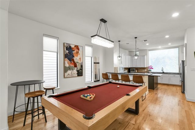 5213 Lillian Street, Houston, TX 77007