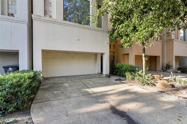 5213 Lillian Street, Houston, TX 77007