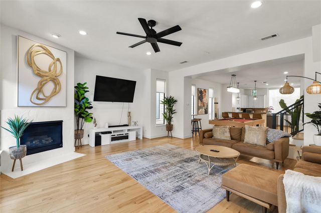 5213 Lillian Street, Houston, TX 77007