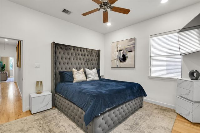 5213 Lillian Street, Houston, TX 77007