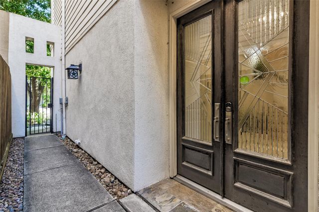 5213 Lillian Street, Houston, TX 77007