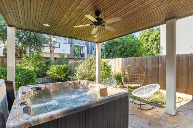 5213 Lillian Street, Houston, TX 77007