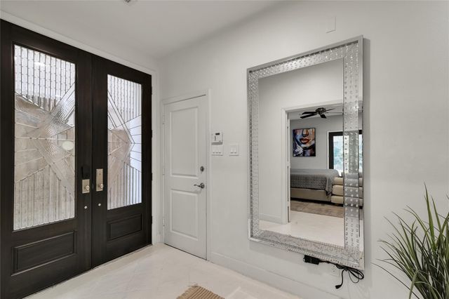 5213 Lillian Street, Houston, TX 77007
