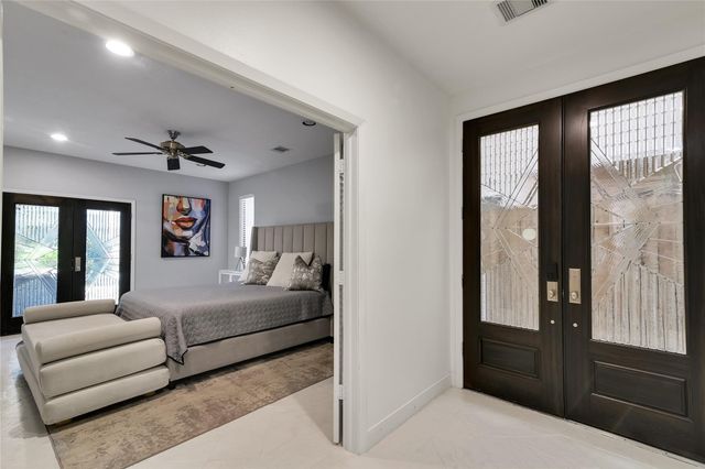 5213 Lillian Street, Houston, TX 77007