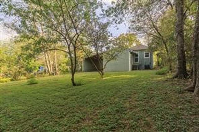 3211 Bideker Avenue, Fort Worth, TX 76105