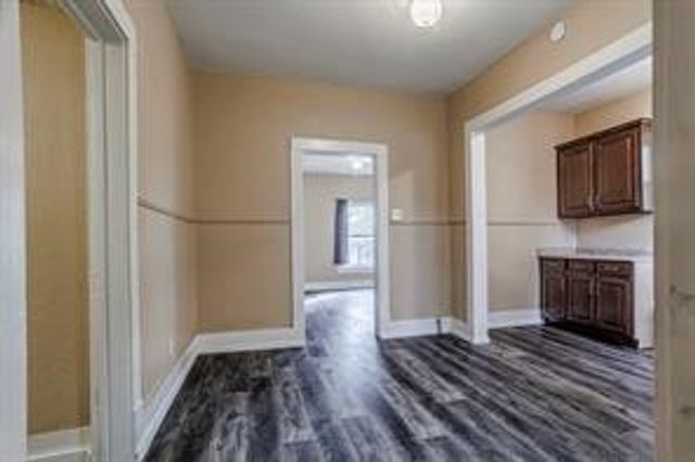 3211 Bideker Avenue, Fort Worth, TX 76105