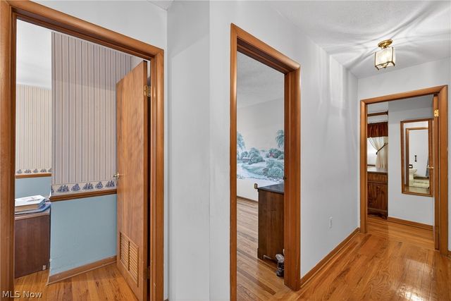 9268 Shepard Road, Macedonia, OH 44056