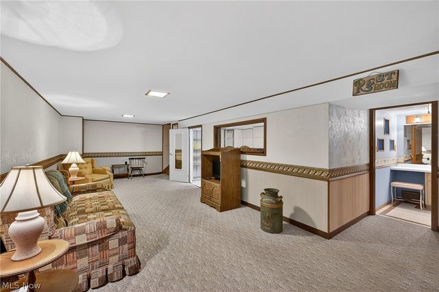 9268 Shepard Road, Macedonia, OH 44056