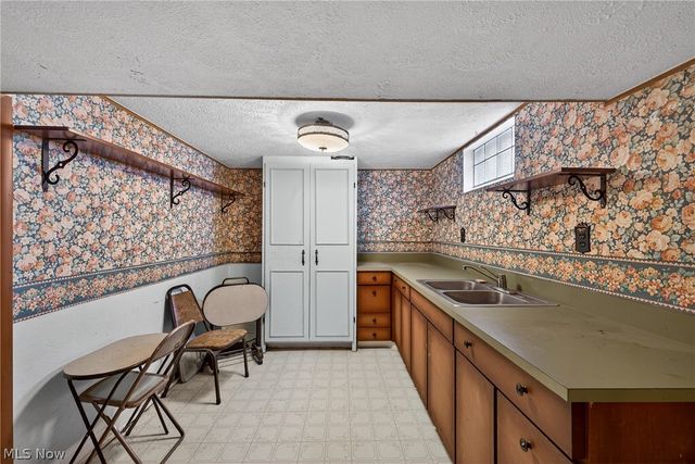 9268 Shepard Road, Macedonia, OH 44056