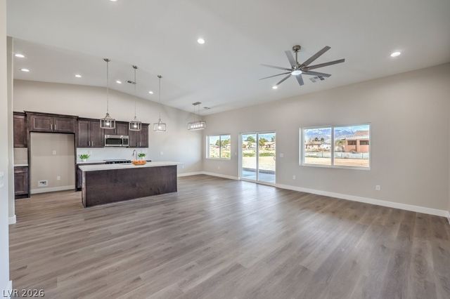 2950 Wisteria Way, Pahrump, NV 89048