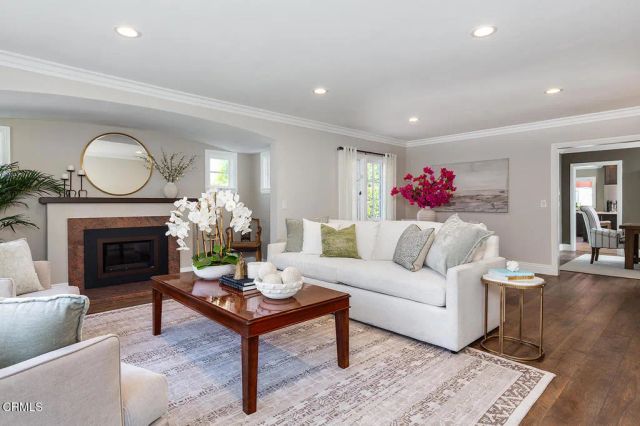 2330 E Orange Grove Boulevard, Pasadena, CA 91104