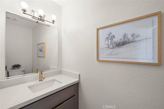 26226 Glendon Lane, Laguna Hills, CA 92653