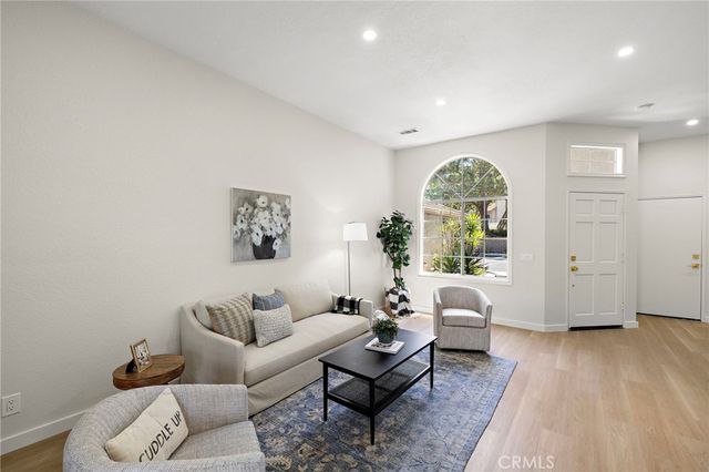 26226 Glendon Lane, Laguna Hills, CA 92653