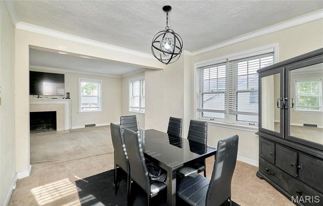 3714 Nelson Drive, St Louis, MO 63121