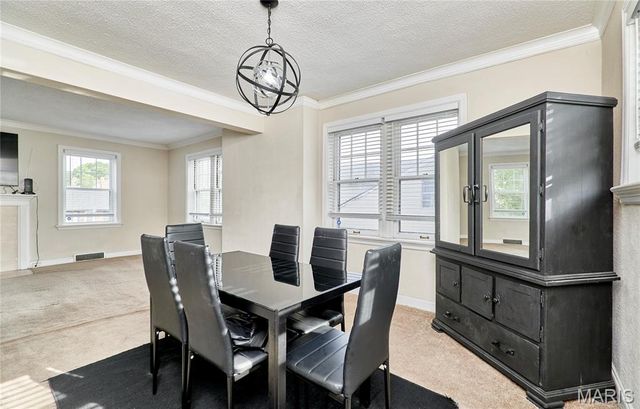 3714 Nelson Drive, St Louis, MO 63121