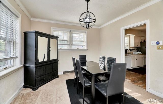 3714 Nelson Drive, St Louis, MO 63121