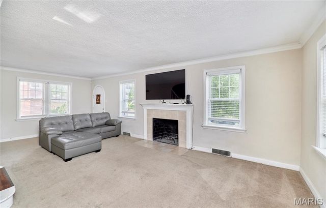 3714 Nelson Drive, St Louis, MO 63121