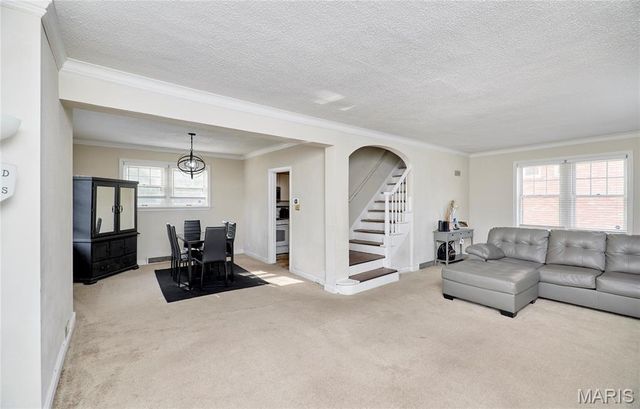 3714 Nelson Drive, St Louis, MO 63121